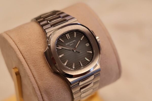 PP Nautilus 5711/1A. Blue dial. - Image 4