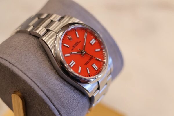 Oyster Perpetual 41 Coral Red 124300 WITH white tag! watch & card from 2021 short 1 in excellent condition. - Image 2