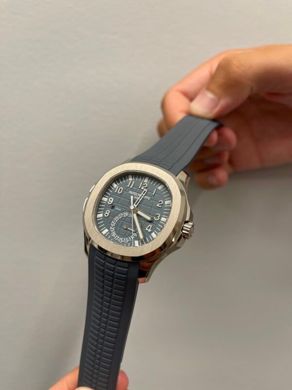 PATEK PHILIPPE AQUANAUT TRAVEL TIME IN 18ct WHITE GOLD MODEL 5164G-001 - Image 6