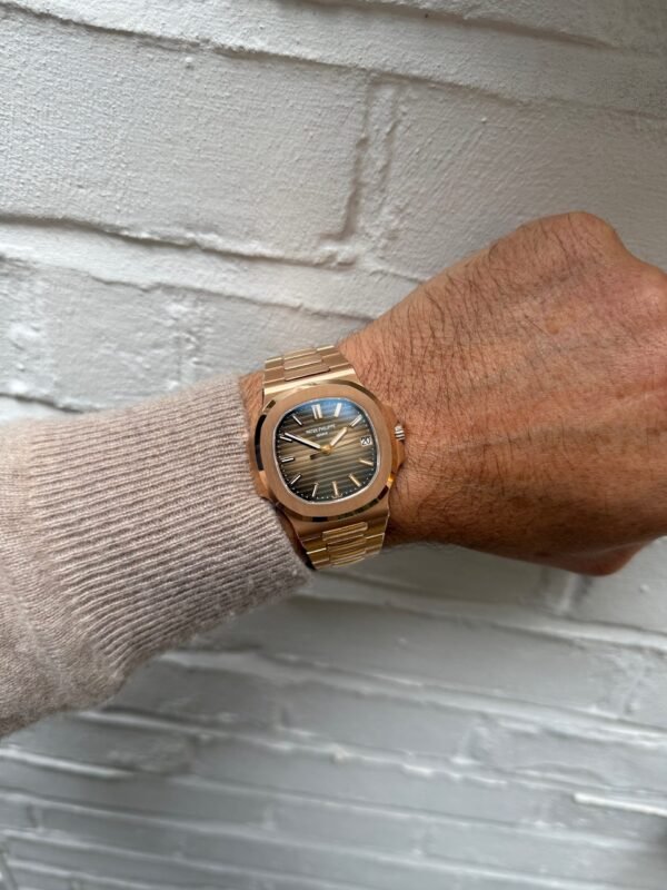 PATEK PHILIPPE NAUTILUS MODEL 5711/1R-001 - Image 6