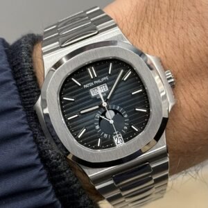 PATEK PHILIPPE NAUTLIUS ANNUAL CALENDAR MODEL 5726/1A-014