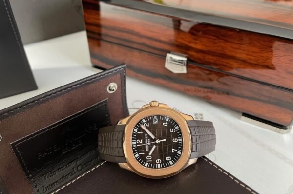 ROSE GOLD AQUANAUT MODEL 5167R-001