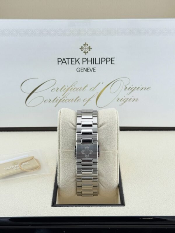 Patek Philipee Ladies Nautilus 35mm Gorgeous Blue Dial on Factory Diamond Bezel - Image 2
