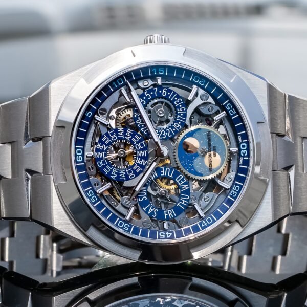 2025 VC 4300V/220G-B946 White Gold 41.5mm - Image 3